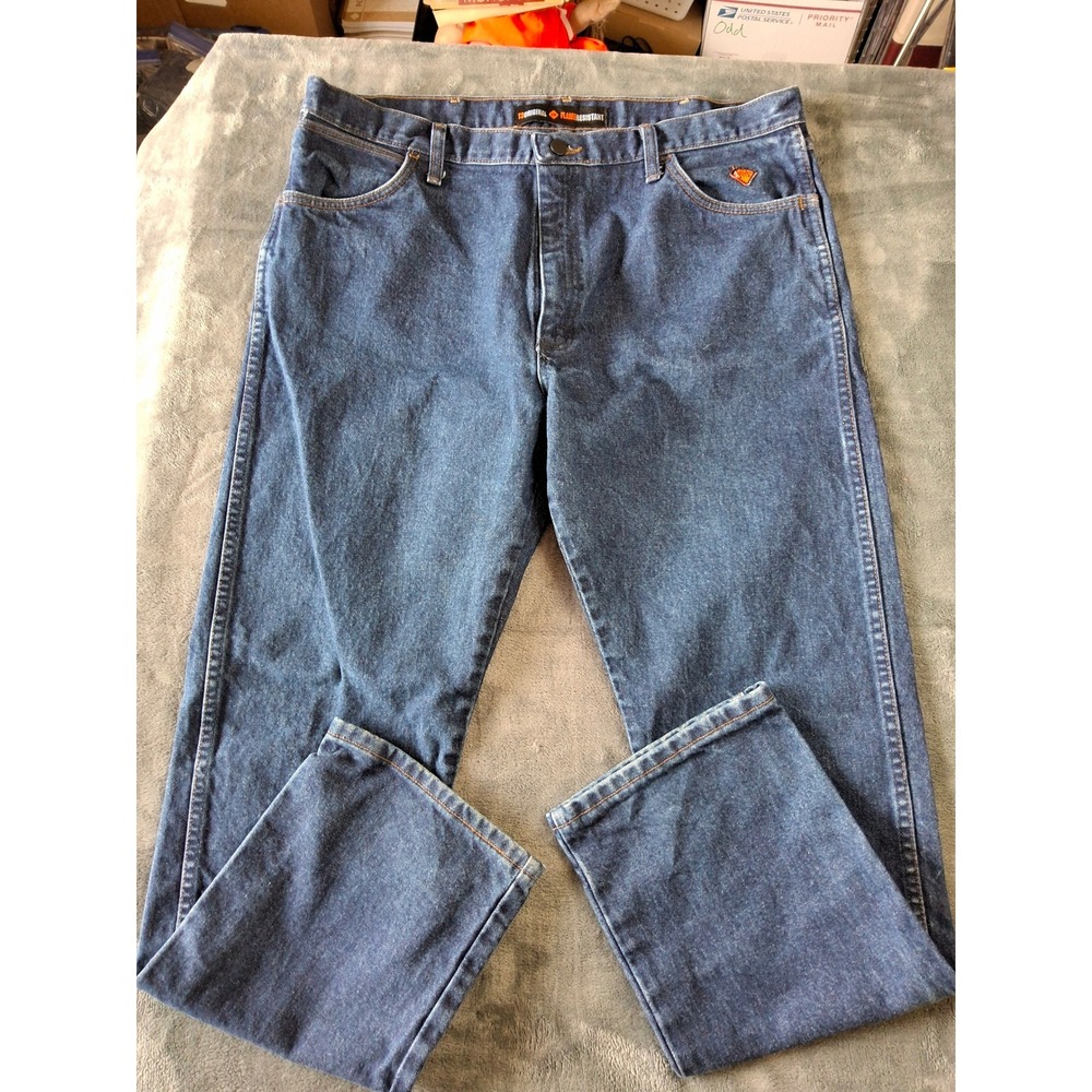 Wrangler FR Flame Resistant Jeans Mens 38x32 Dark Wash Denim CAT 2 10FR13MWZ